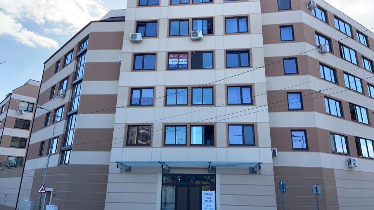 Flowers Garden Apartment Veliko Tarnovo Exterior photo